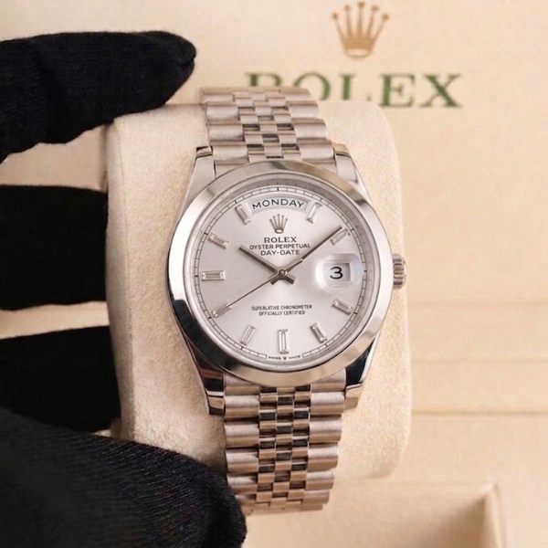 ROLEX DAY-DATE (AA+)