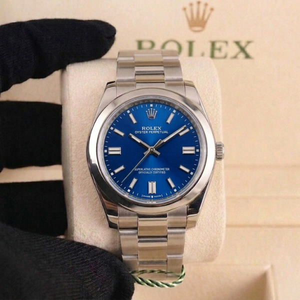 ROLEX OYSTER PERPETUAL (AA+)